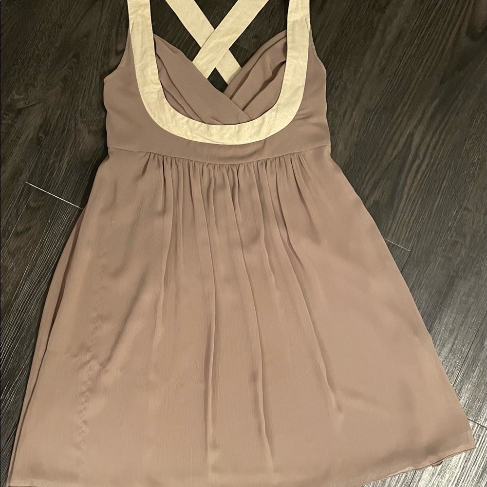 Beautiful SDII gold cream taupe dress size small